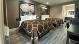 Super 8 by Wyndham Houston NW Room