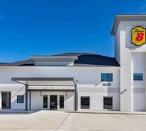 Super 8 by Wyndham Houston NW Exterior