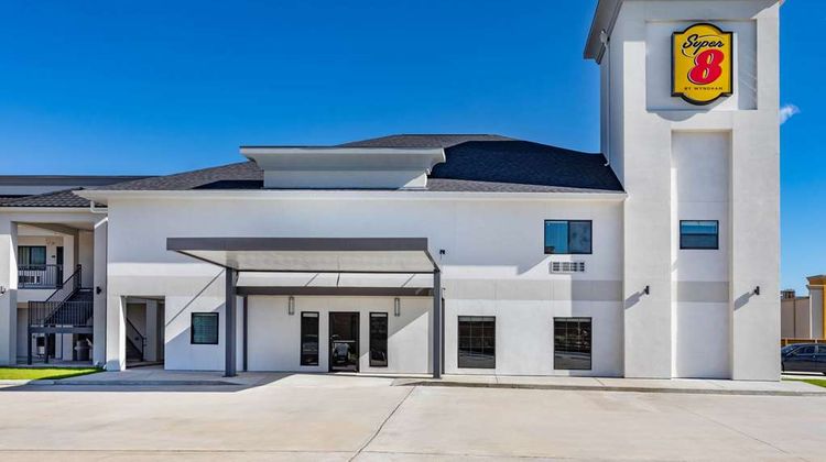 Super 8 by Wyndham Houston NW Exterior