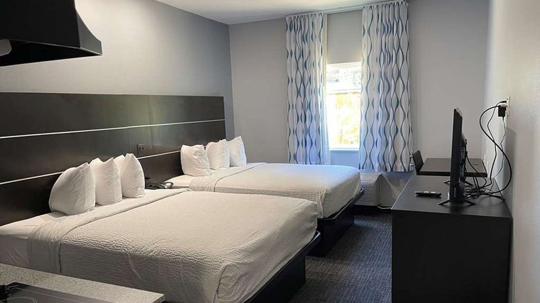 <b>Days Inn by Wyndham Zachary Room</b>. Images powered by <a href="https://iceportal.shijigroup.com/" title="IcePortal" target="_blank">IcePortal</a>.
