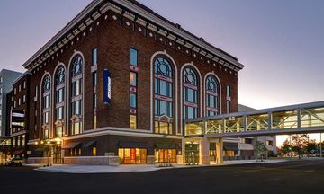 Hilton Garden Inn Kalamazoo Downtown