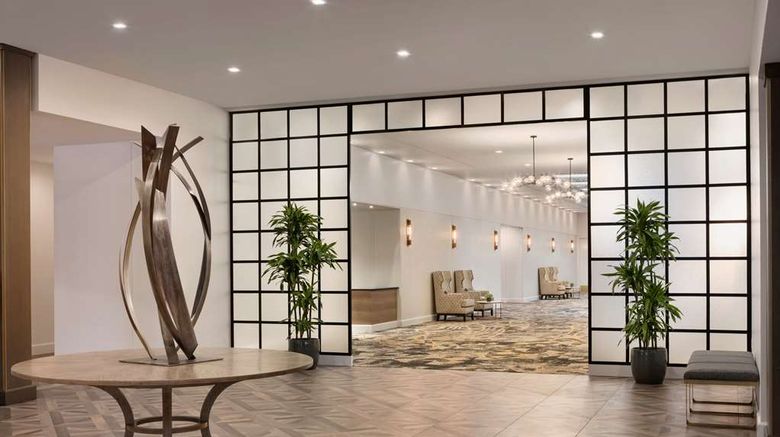 <b>DoubleTree by Hilton Canton Downtown Lobby</b>. Images powered by <a href="https://iceportal.shijigroup.com/" title="IcePortal" target="_blank">IcePortal</a>.