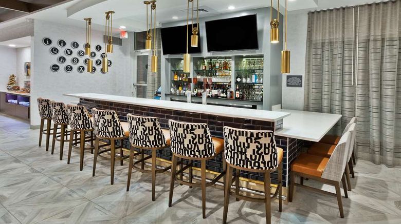 <b>DoubleTree by Hilton Dothan Restaurant</b>. Images powered by <a href="https://iceportal.shijigroup.com/" title="IcePortal" target="_blank">IcePortal</a>.