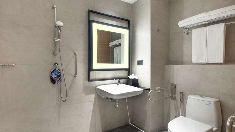 <b>Hilton Garden Inn Jakarta Taman Palem Room</b>. Images powered by <a href="https://iceportal.shijigroup.com/" title="IcePortal" target="_blank">IcePortal</a>.