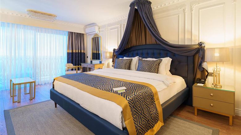 <b>La Quinta by Wyndham Giresun Room</b>. Images powered by <a href="https://iceportal.shijigroup.com/" title="IcePortal" target="_blank">IcePortal</a>.