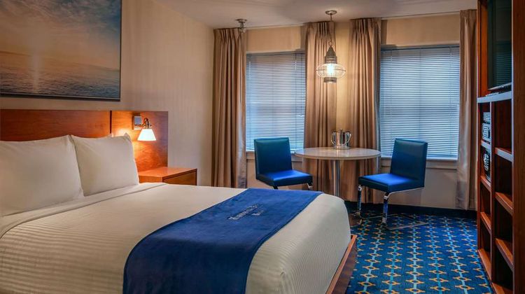 Harborside Inn Room