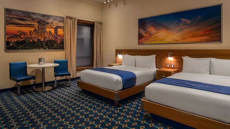 Harborside Inn Room