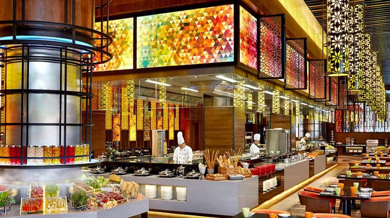 <b>Sunway Resort Hotel Restaurant</b>. Images powered by <a href="https://iceportal.shijigroup.com/" title="IcePortal" target="_blank">IcePortal</a>.