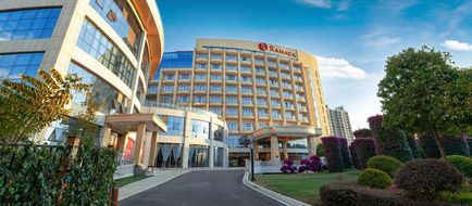 Ramada by Wyndham Kunming YiLiang Exterior