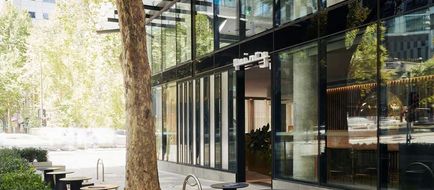 Quincy Hotel Melbourne Exterior