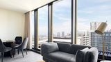 Quincy Hotel Melbourne Suite