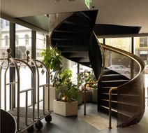 Quincy Hotel Melbourne Lobby