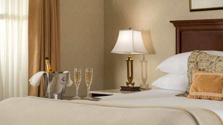 <b>Linden Row Inn Room</b>. Images powered by <a href="https://iceportal.shijigroup.com/" title="IcePortal" target="_blank">IcePortal</a>.