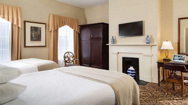 <b>Linden Row Inn Room</b>. Images powered by <a href="https://iceportal.shijigroup.com/" title="IcePortal" target="_blank">IcePortal</a>.