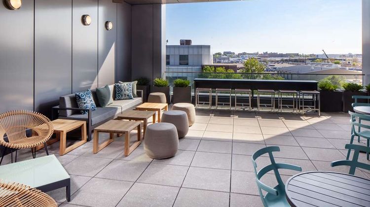Hampton Inn Boston Seaport District Exterior