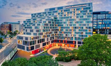 Hampton Inn Boston Seaport District