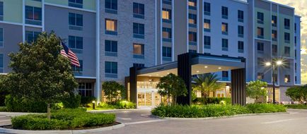 Hilton Garden Inn Homestead Exterior
