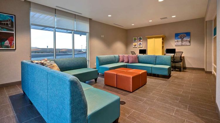 Home2 Suites by Hilton Barstow Lobby