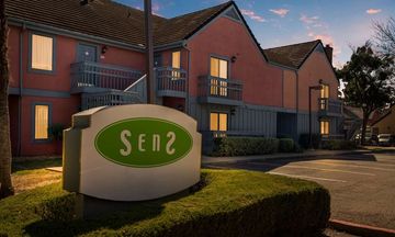 SenS Stes Livermore, SureStay Coll by BW