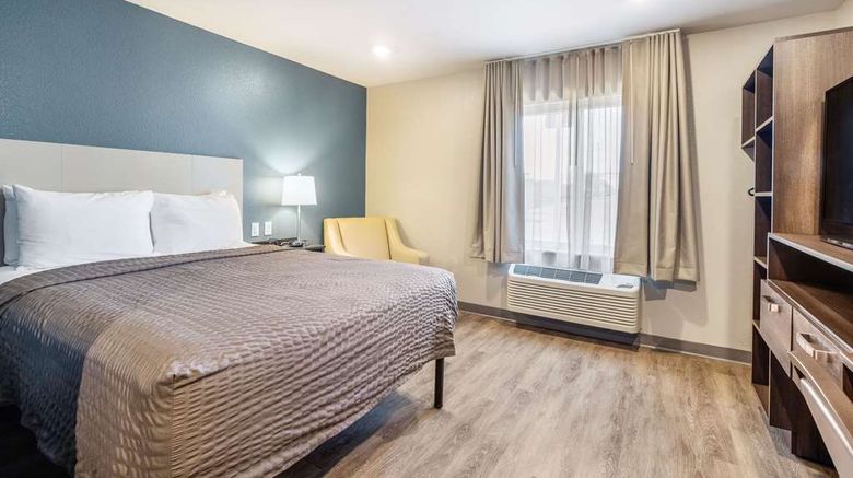 <b>WoodSpring Suites Colton Room</b>. Images powered by <a href="https://iceportal.shijigroup.com/" title="IcePortal" target="_blank">IcePortal</a>.