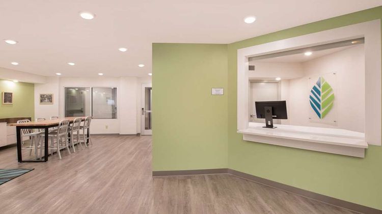 WoodSpring Suites Savannah/Pooler Lobby