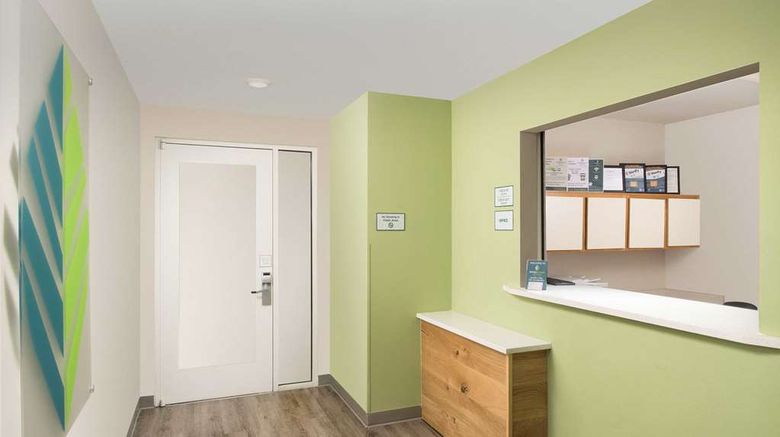 <b>WoodSpring Suites Savannah Garden City Lobby</b>. Images powered by <a href="https://iceportal.shijigroup.com/" title="IcePortal" target="_blank">IcePortal</a>.