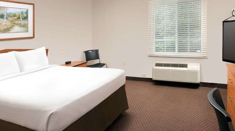 <b>WoodSpring Suites Savannah Garden City Room</b>. Images powered by <a href="https://iceportal.shijigroup.com/" title="IcePortal" target="_blank">IcePortal</a>.