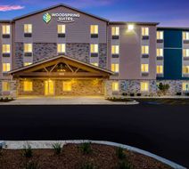WoodSpring Suites Chicago Addison Exterior