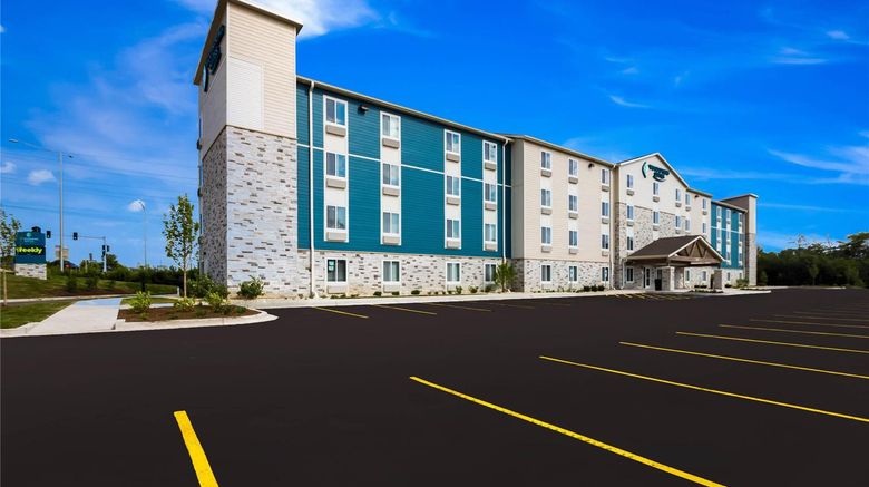 <b>WoodSpring Suites Chicago Addison Exterior</b>. Images powered by <a href="https://iceportal.shijigroup.com/" title="IcePortal" target="_blank">IcePortal</a>.