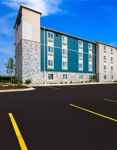 WoodSpring Suites Chicago Addison
