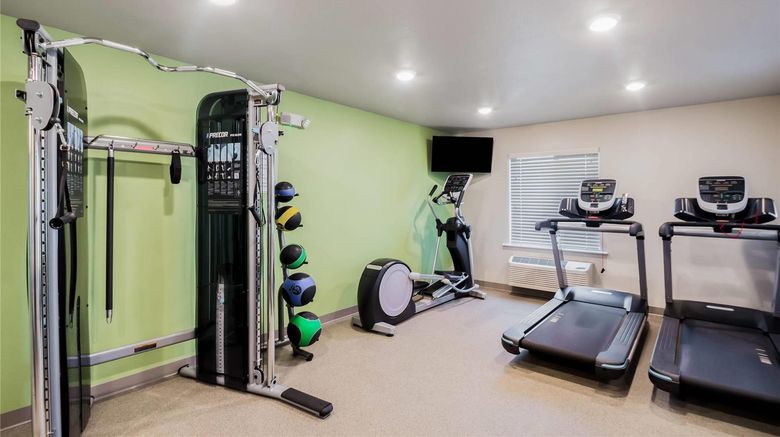 <b>WoodSpring Suites Chicago Addison Health</b>. Images powered by <a href="https://iceportal.shijigroup.com/" title="IcePortal" target="_blank">IcePortal</a>.