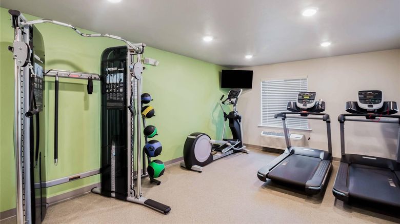 <b>WoodSpring Suites Chicago Addison Health</b>. Images powered by <a href="https://iceportal.shijigroup.com/" title="IcePortal" target="_blank">IcePortal</a>.