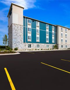 WoodSpring Suites Chicago Addison