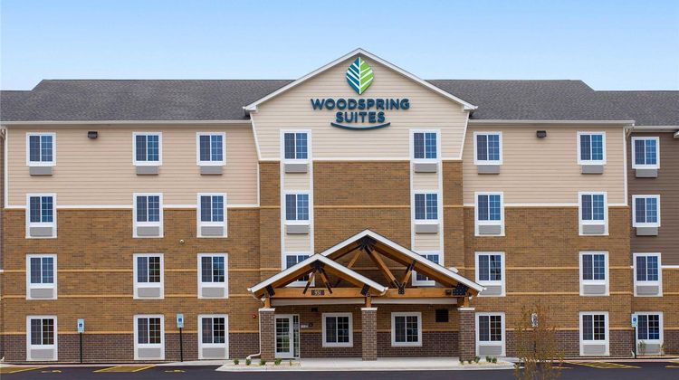 WoodSpring Suites Chicago Darien Exterior