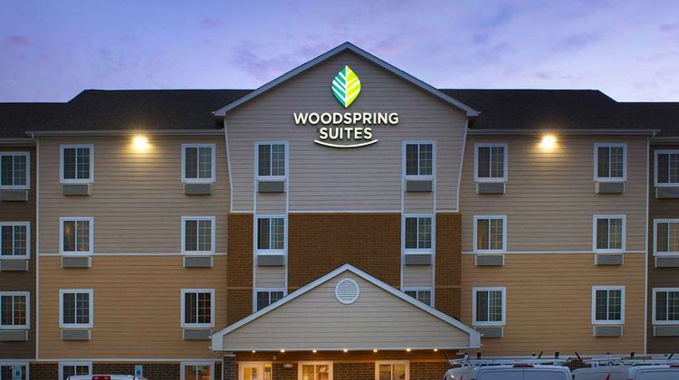 WoodSpring Suites Chicago Romeoville Exterior