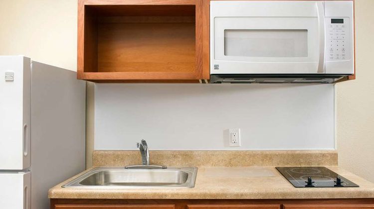 WoodSpring Suites Chicago Romeoville Room