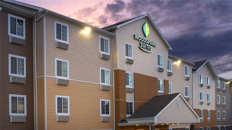 WoodSpring Suites Chicago Romeoville Exterior