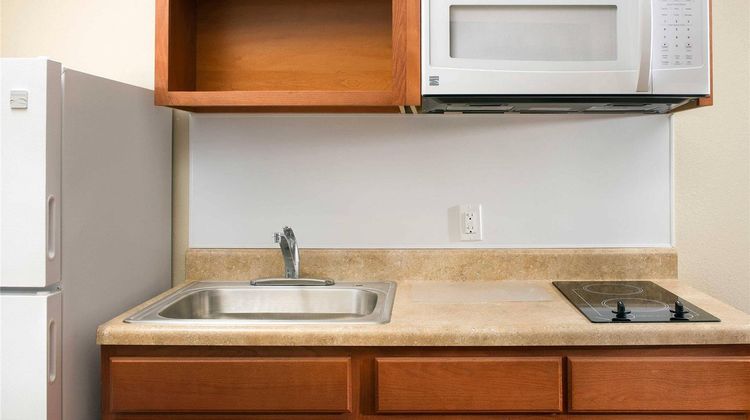 WoodSpring Suites Chicago Romeoville Room