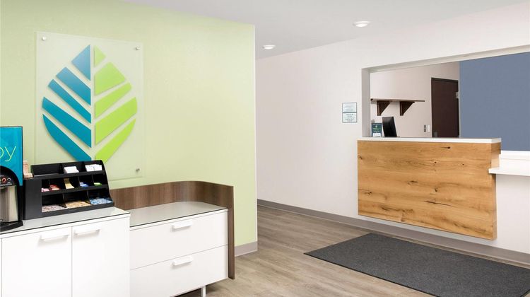 WoodSpring Suites Chicago/Tinley Park Lobby