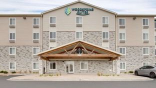 WoodSpring Suites Chicago/Carol Stream