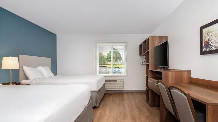 WoodSpring Suites Chicago/Carol Stream Room