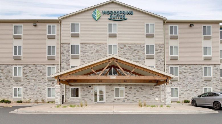 <b>WoodSpring Suites Chicago/Carol Stream Exterior</b>. Images powered by <a href="https://iceportal.shijigroup.com/" title="IcePortal" target="_blank">IcePortal</a>.