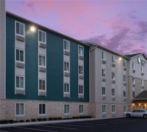 WoodSpring Suites Merrillville Exterior