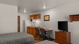 WoodSpring Suites Evansville Room