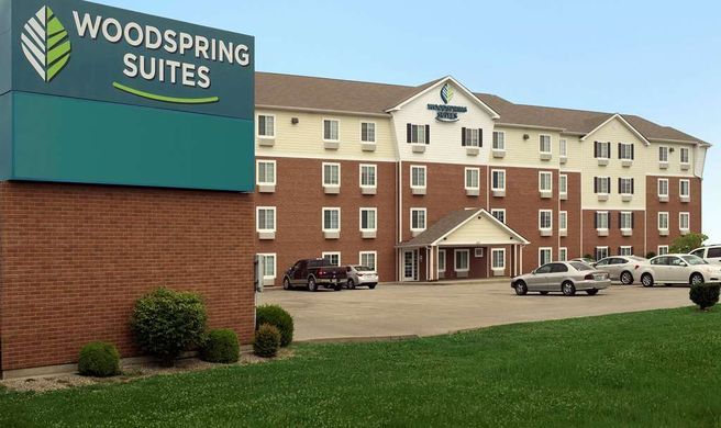 WoodSpring Suites Louisville Clarksville Exterior