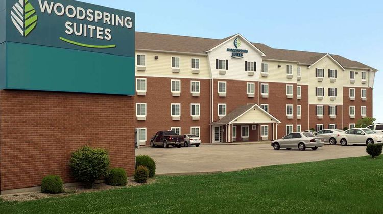 WoodSpring Suites Louisville Clarksville Exterior
