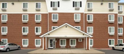 WoodSpring Suites Louisville Clarksville Exterior