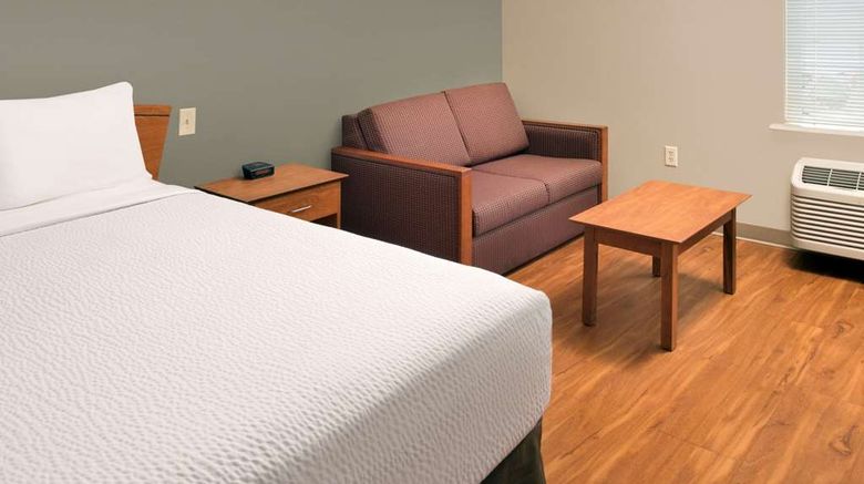 <b>WoodSpring Suites Louisville Clarksville Room</b>. Images powered by <a href="https://iceportal.shijigroup.com/" title="IcePortal" target="_blank">IcePortal</a>.