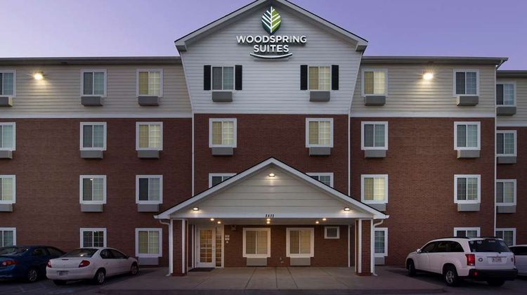 WoodSpring Suites Louisville Clarksville Exterior
