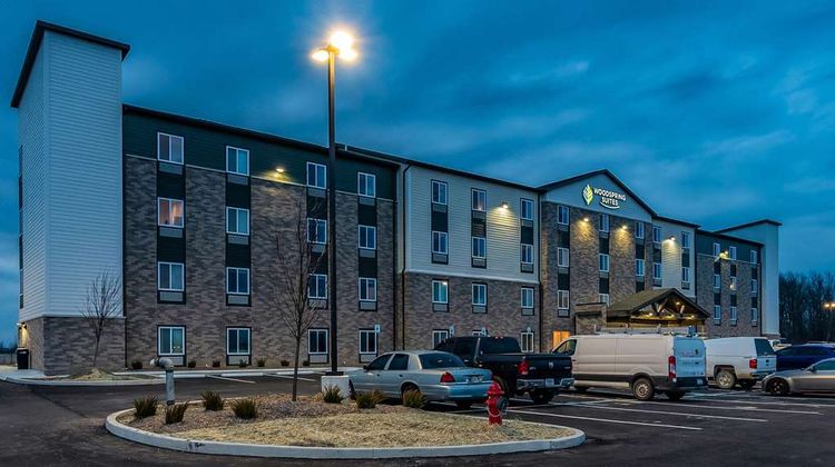 WoodSpring Suites Indianapolis Exterior